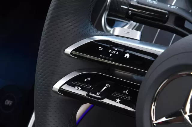 Mercedes-Benz: Buttons Are Back! Customer Feedback Wins
