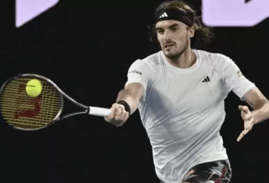 Greek Glory: Tsitsipas Wins Dubai Championship